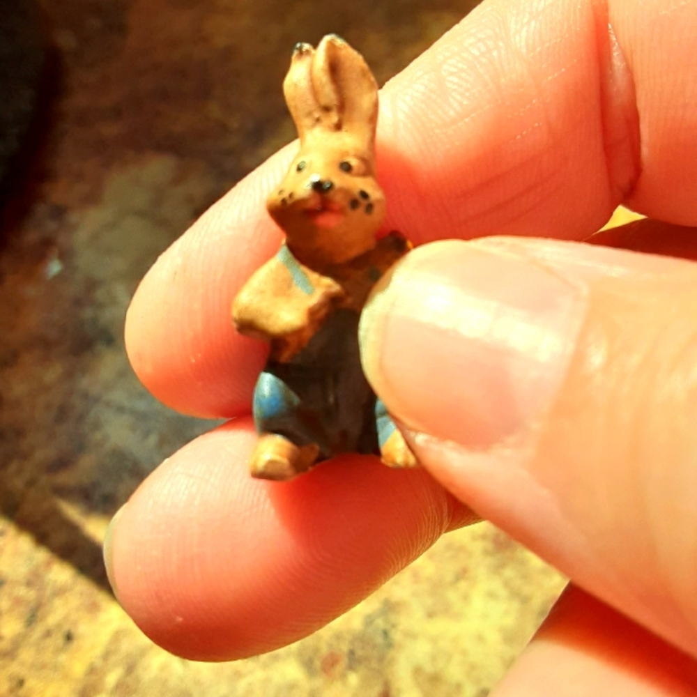 Pewter miniature rabbit Beatrix Potter or Peter